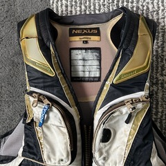 SHIMANO NEXUSフィッシングベストの画像