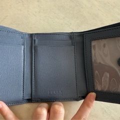 FURLA財布の画像