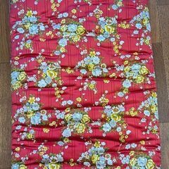 無料、ベビー用、敷き布団、赤色花柄、手作り品の画像