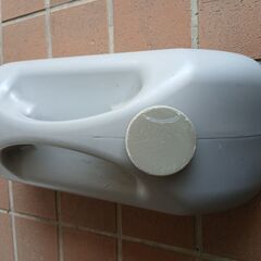 注水型のおもしです。４個あります。の画像
