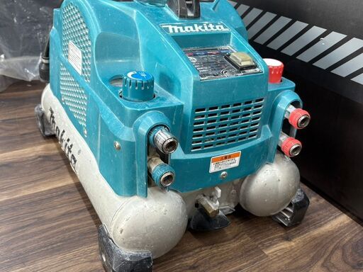 【ジャンク品】マキタ Makita AC461XS エアコンプレッサ 高圧/常圧 ※再起動時うまくエアが溜まりません【ハンズクラフト佐