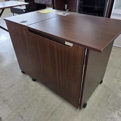 J8618 【リユースのサカイ柏店】 サンワサプライ 幅100 折りたたみデスク コンパクトデスク 折りたたみワゴン 拡張デスク キャスター付き クリーニング済み 参考価格17,800円の画像