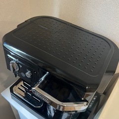 デロンギコーヒーメーカーの画像