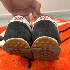 23.5cm NIKE ナイキ黒　レトロ可愛いの画像