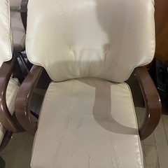 ダイニングチェア　回転タイプの画像