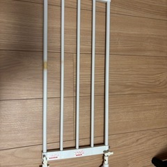 【無料】突っ張り棚の画像