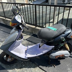 YAMAHA原付バイク　レストアベースの画像