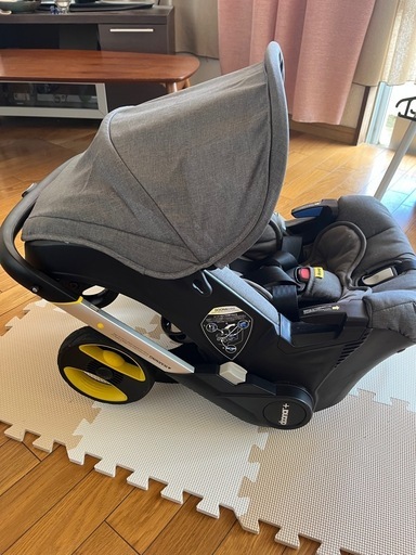 doona ドゥーナ チャイルドシート&ベビーカー isofix