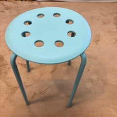 IKEA 丸イスの画像