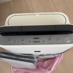 未使用フィルター付き　空気清浄加湿器の画像