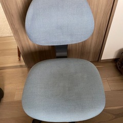 回転式椅子の画像