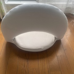 ニトリ　座椅子　椅子　折りたたみの画像