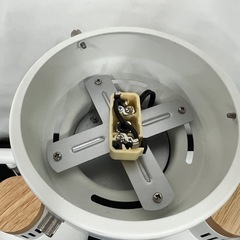★ニトリ★ 4灯シーリングライト ホワイト 電球付き リモコン欠品 JXX00025092303の画像