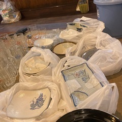 食器の画像