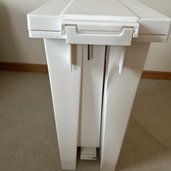 ペダル付きペールの画像