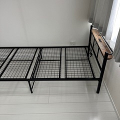 ベッドの画像