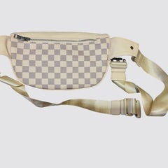 LV.チェック柄 ボディバッグ ベージュ・ホワイトの画像