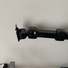 モニターアーム　デュアルモニター　Amazonにて購入の画像