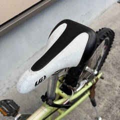 子供用自転車の画像