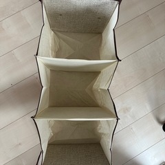 吊り下げ収納の画像