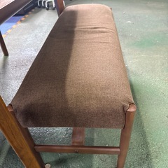 ダイニングテーブルの画像