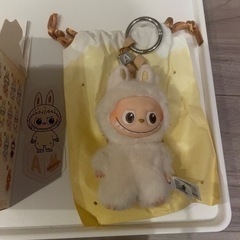 ラブブ　LABUBU PIN FOR LOVE ぬいぐるみペンダント　Aの画像