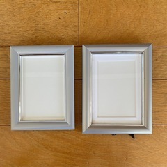 無料で差し上げます。ひとつでも良いです。パールグレーフォトフレームの画像