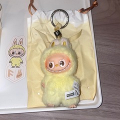ラブブ　LABUBU PIN FOR LOVE ぬいぐるみペンダント　Fの画像