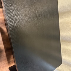 黒テーブルの画像