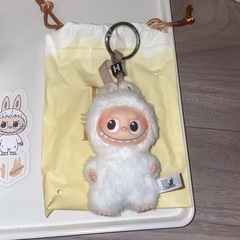ラブブ　LABUBU PIN FOR LOVE ぬいぐるみペンダント　Hの画像
