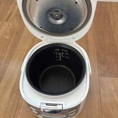 炊飯器の画像