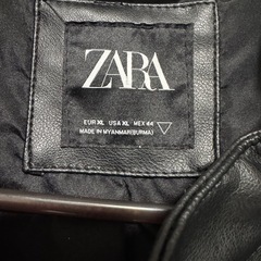ZARAジャケットの画像