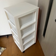 収納ボックスの画像