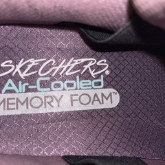 SKECHERS👟の画像