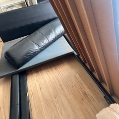シモンズ セミダブル ベッドフレームの画像