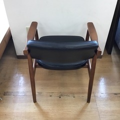 【トレファク神戸新長田店 買取/販売】取りに来られる方限定！カリモク60のアームチェアのご紹介ですの画像