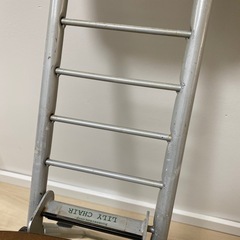 折りたたみ5段チェアの画像