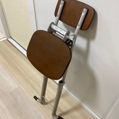 折りたたみ5段チェアの画像