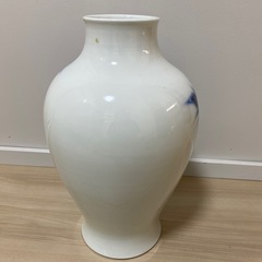 ブルー　白　壺の画像