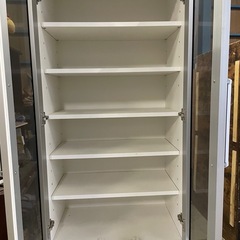 
食器棚の画像