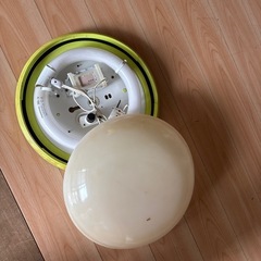 福岡　照明　シーリングライト　ペンダントライト　ライト　照明器具　LED 筑豊　田川　みやこ町　勝山　キッチン　キッチンライト 直付・壁付取付 スイッチコンセント付 キッチンライト 流し元灯　リビング  問題なく使えますの画像