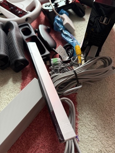 ニンテンドー　wii 
本体　ソフト　コントローラー　 セット　