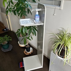 手指消毒用スタンドの画像