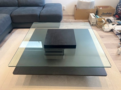 ガラスローテーブル