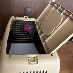 うさぎキャリーケース
の画像