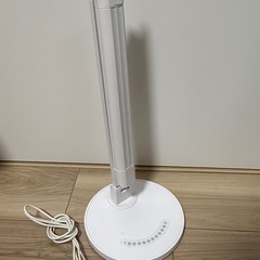デスクライトの画像
