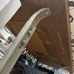 作業台 什器 工業用ミシンの足に天板を貼り付けたものの画像
