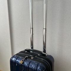 スーツケースの画像