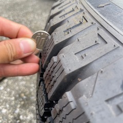 ハイラックス純正ホイールMAXTREKTREKM7265/70R17スタッドレスの画像