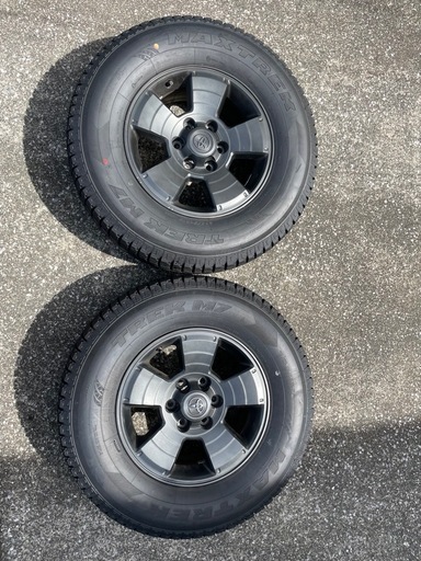 ハイラックス純正ホイールMAXTREKTREKM7265/70R17スタッドレス(定価10万円 )